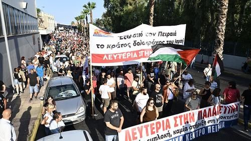 Профсоюзная демонстрация в порту Пирей